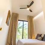 别墅 Entire Villa, Bay Views, Private Rooftop & Bbq 丰沙尔