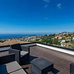 Entire Villa, Bay Views, Private Rooftop & Bbq Villa Funchal (Madeira)